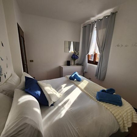 Laura'S Cottage With Lake View, Detached, 5 Kilometers From Varenna 列尔纳 外观 照片