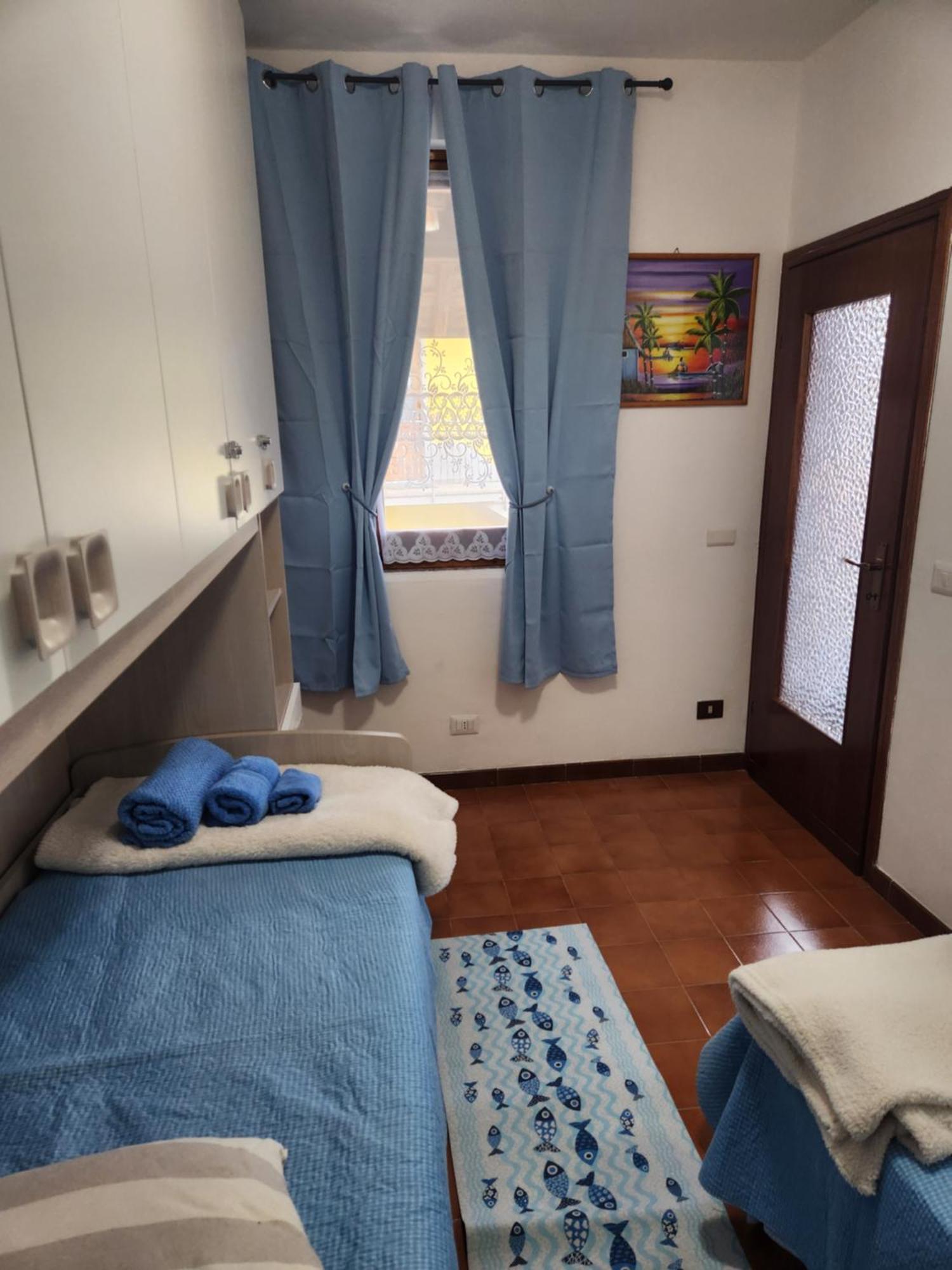 Laura'S Cottage With Lake View, Detached, 5 Kilometers From Varenna 列尔纳 外观 照片