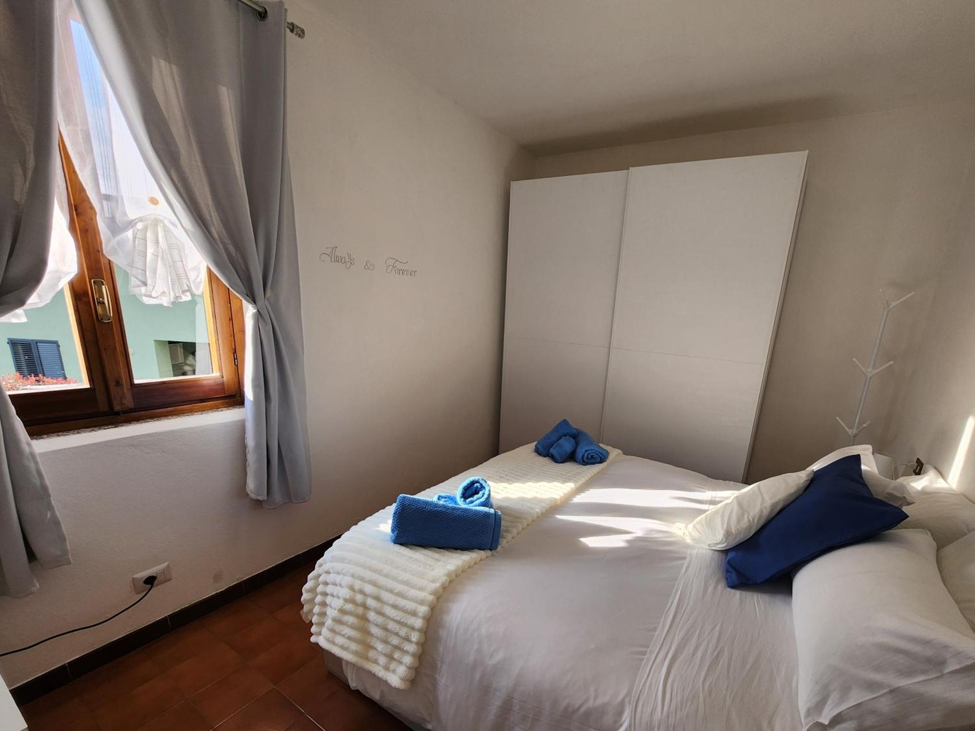 Laura'S Cottage With Lake View, Detached, 5 Kilometers From Varenna 列尔纳 外观 照片